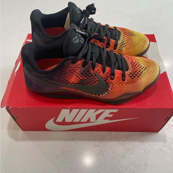 Kobe 11 ‘Sunset’ - Picture 3 of 8
